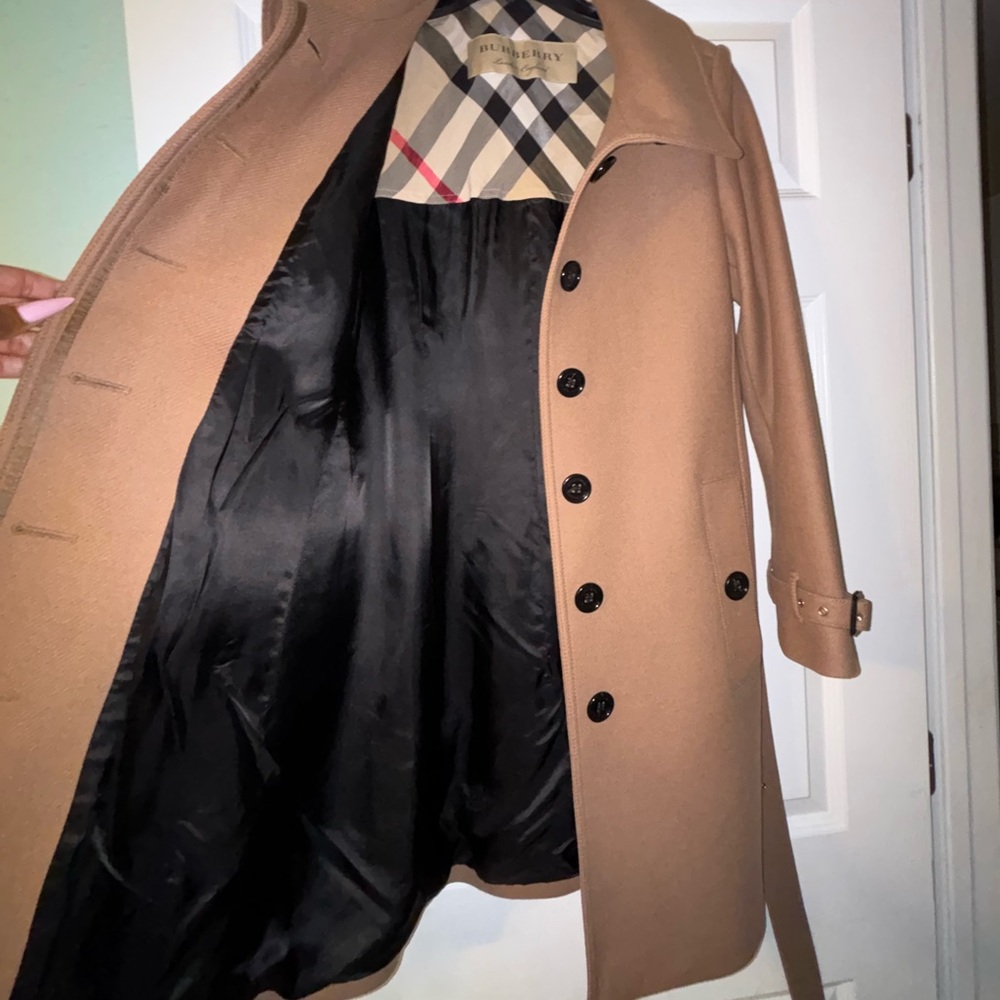 Burberry Women’s Brown Technical Wool Cashmere Funnel Neck Coat Camel. Size 8. - Picture 9 of 11